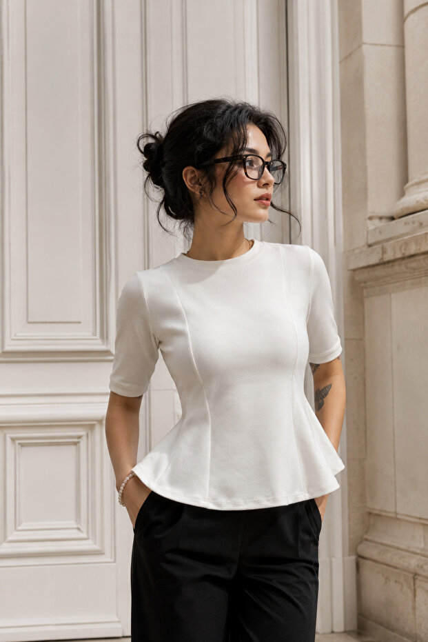Women's Waist-Fitted Short Sleeve Blouse