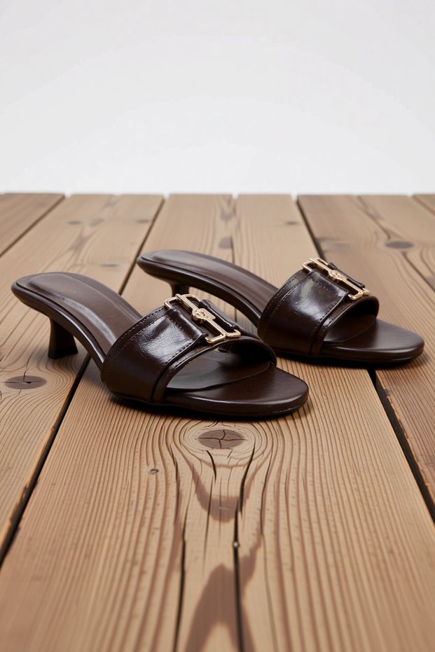 Women's Mid-Heeled Faux Leather Slippers with Metal Accessories, Comfortable Summer Shoes, Casual Modern Stylish