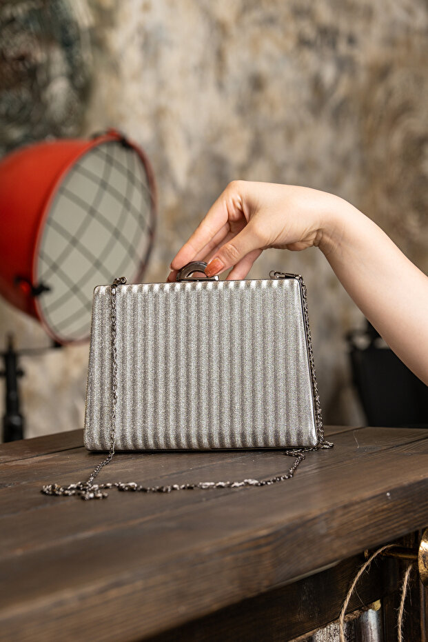 Platinum Glitter Water Wave Patterned Women's Evening Dress Bag