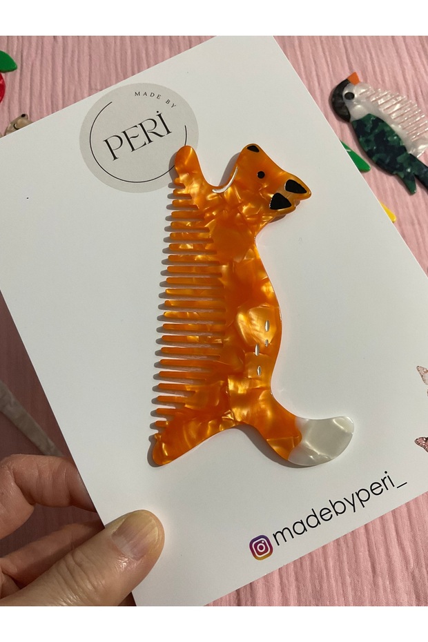 Figured Bone, Bag Comb Cute Design Hair Comb Suitable for Children and Adults