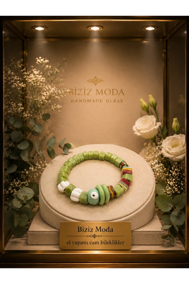 Glass Water Green Glass Bead Design Bracelet