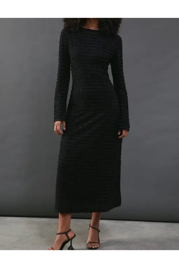 Μακρύ φόρεμα, Μαύρο