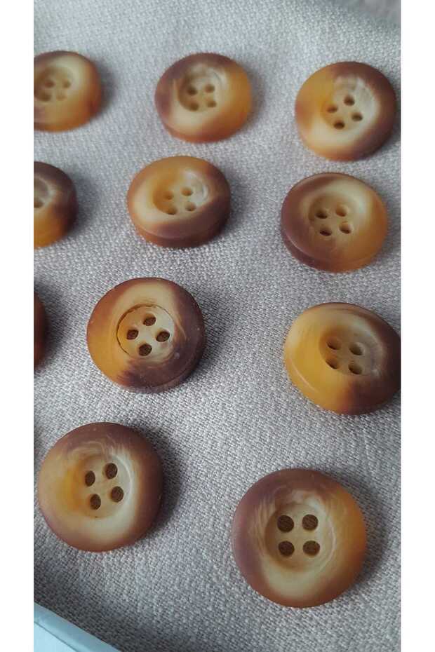 Polyester Button 18 mm 12 Pieces