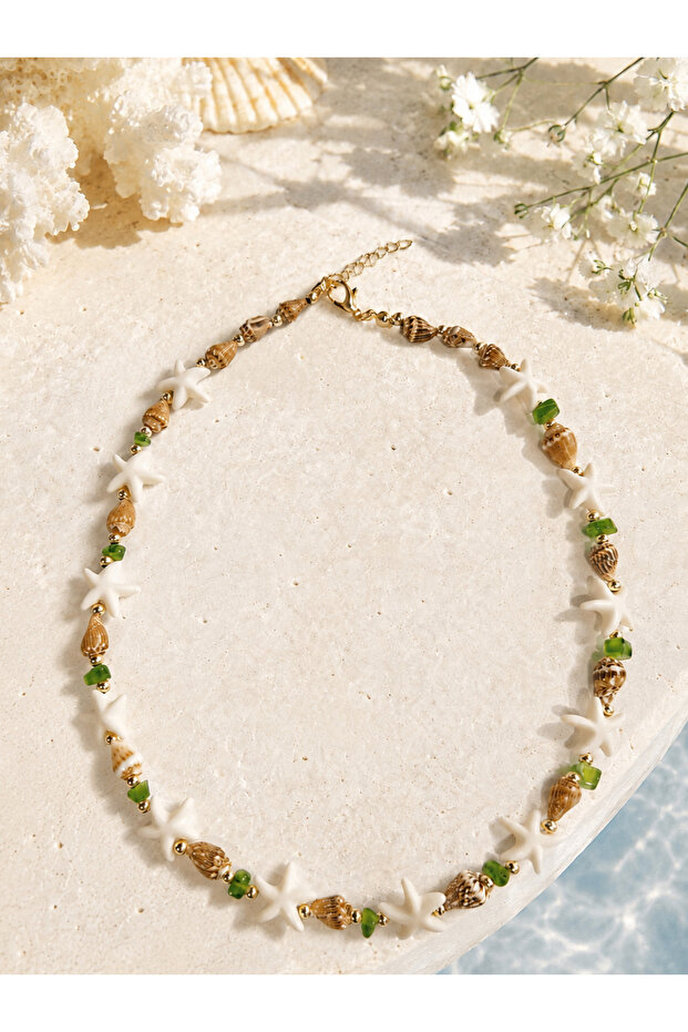Summer Necklace with Sea Shells and Jade Stones