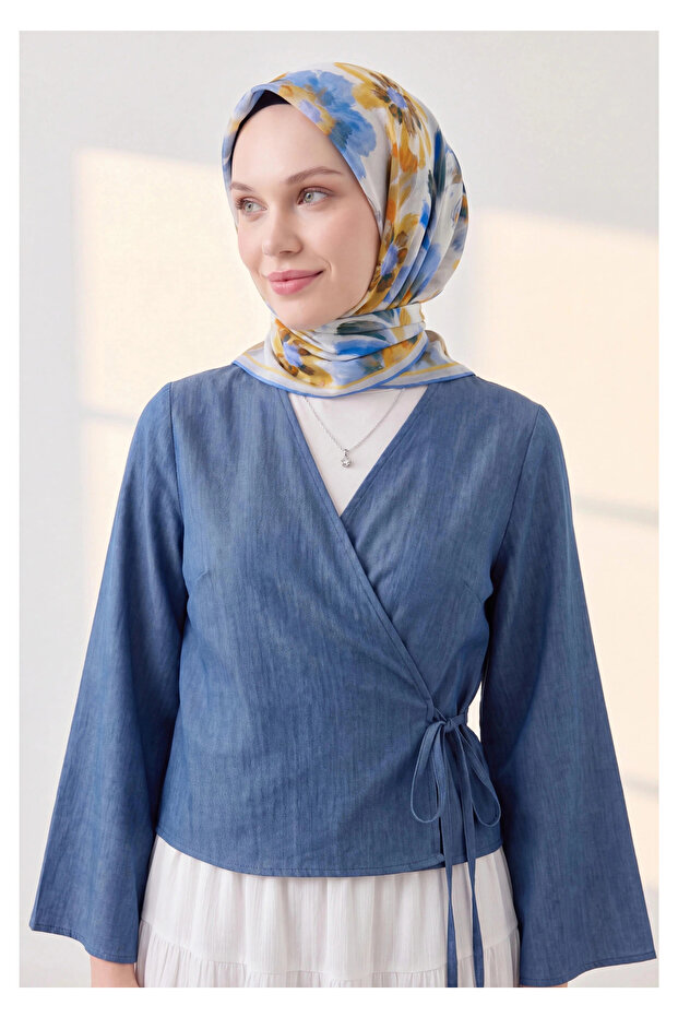 وشاح ناعم بلون أزرق ليلكي