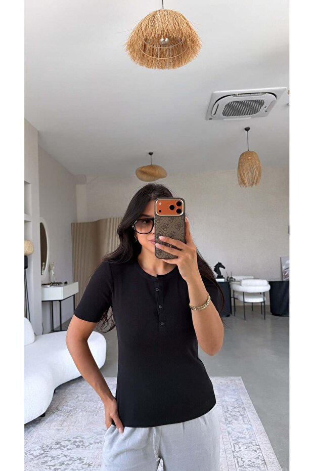 Black Original Zr Buttoned Ribbed Tshirt