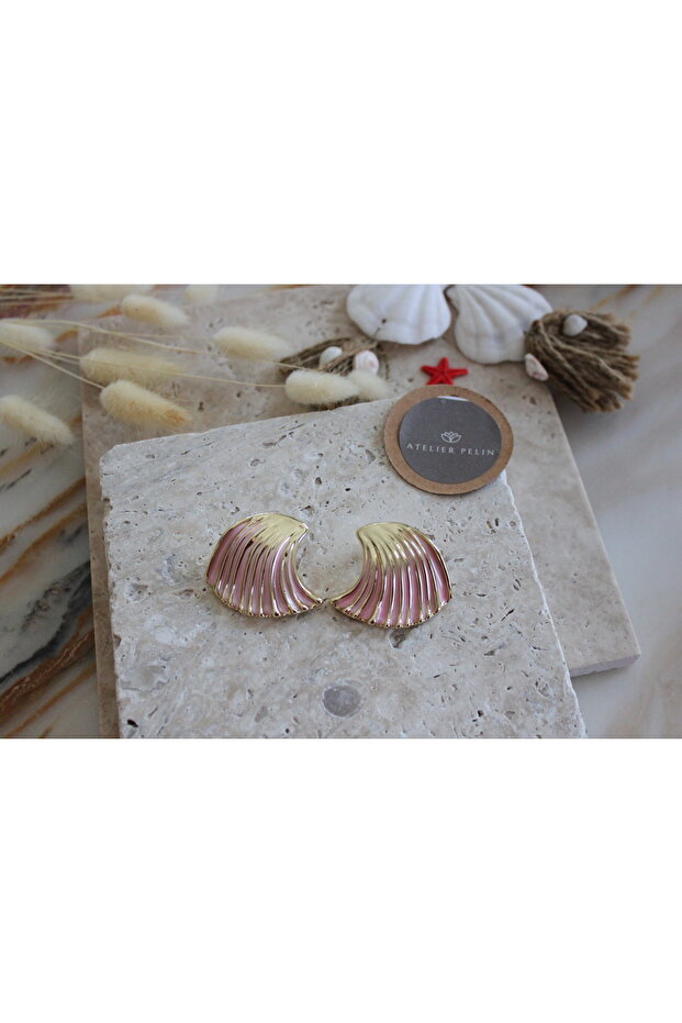 Boutique Earrings / Pink