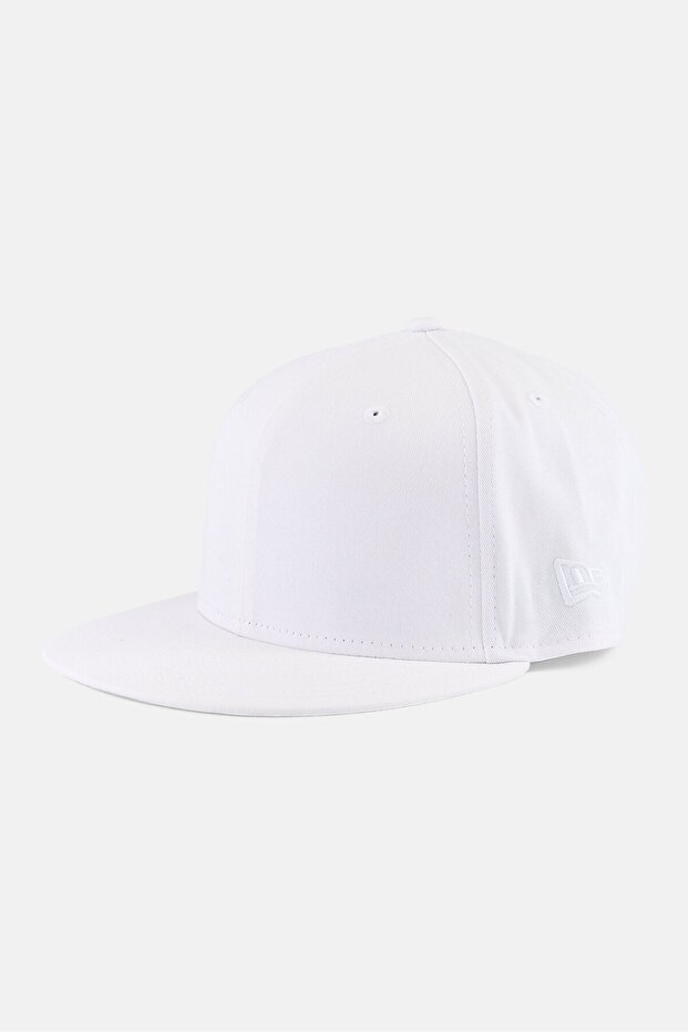 Men Embroidered Logo Snapback Cap, White