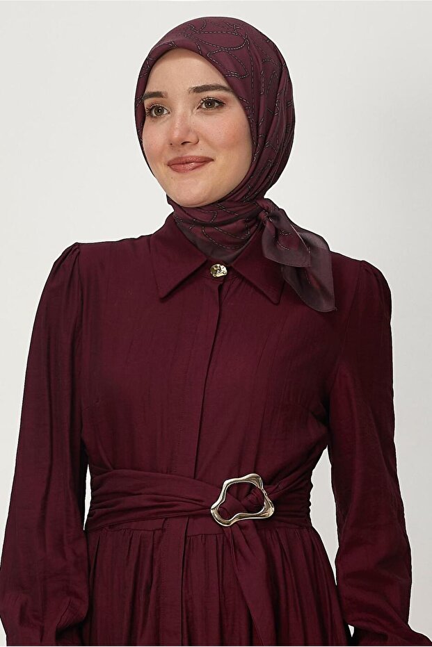 وشاح منقوش 8654