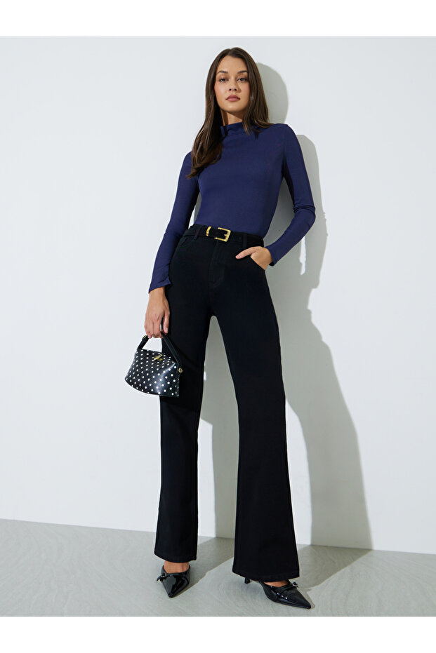 Black Solid Flared Jeans