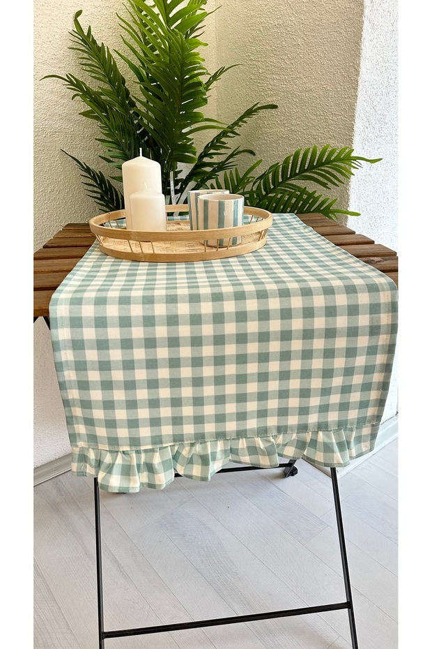 Roza Dertsiz Stain-Resistant Vintage Ruffled Mint Green Gingham Runner