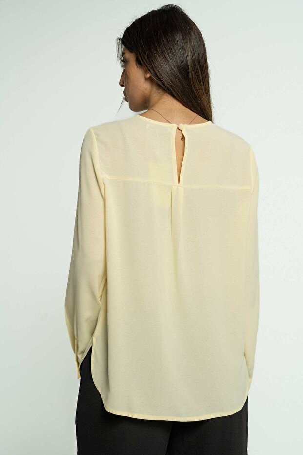 Solid Button-Front Long Sleeve Blouse - 4