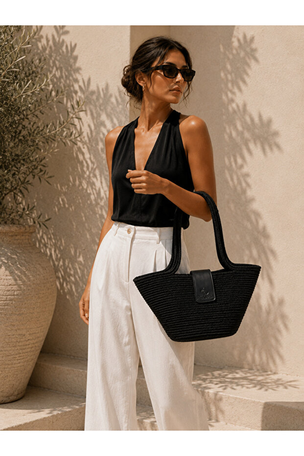 Women's Straw Beach Hand and Shoulder Bag