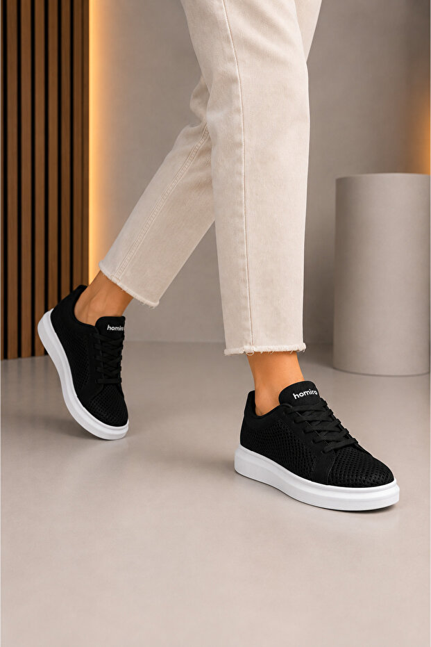 Unisex Daily Comfortable Lace-Up Sneaker Shoes