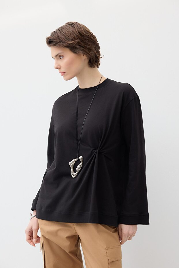 Knot Detailed T-Shirt Black
