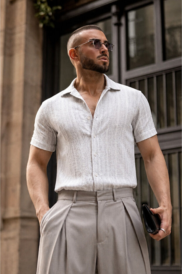 Men's Trendy Polo Collar Slim Fit Textured Gray Shirt