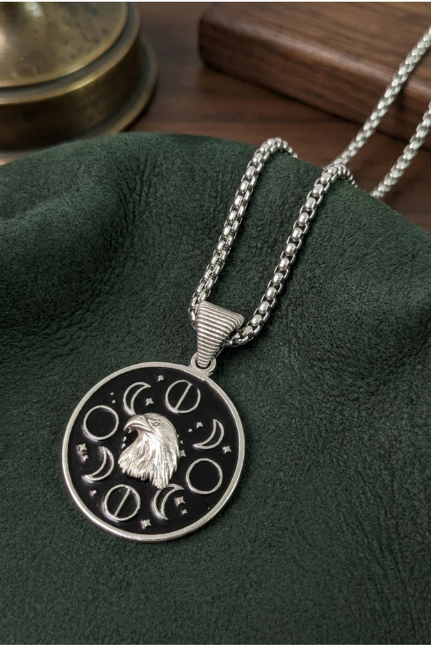 Minimalist Style Stainless Steel Men's Necklace with Eagle Figure