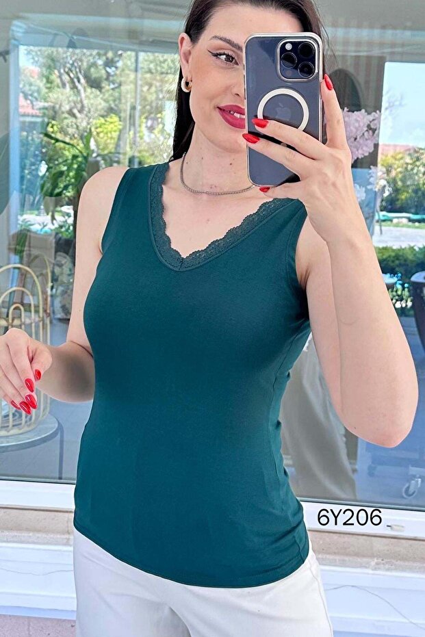 قميص داخلي من الفيسكوز بتصميم V من الأمام والخلف 6y206