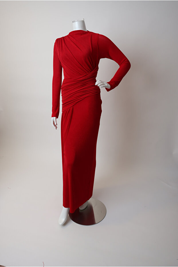 فستان احمر تنيق ناعم للعيد