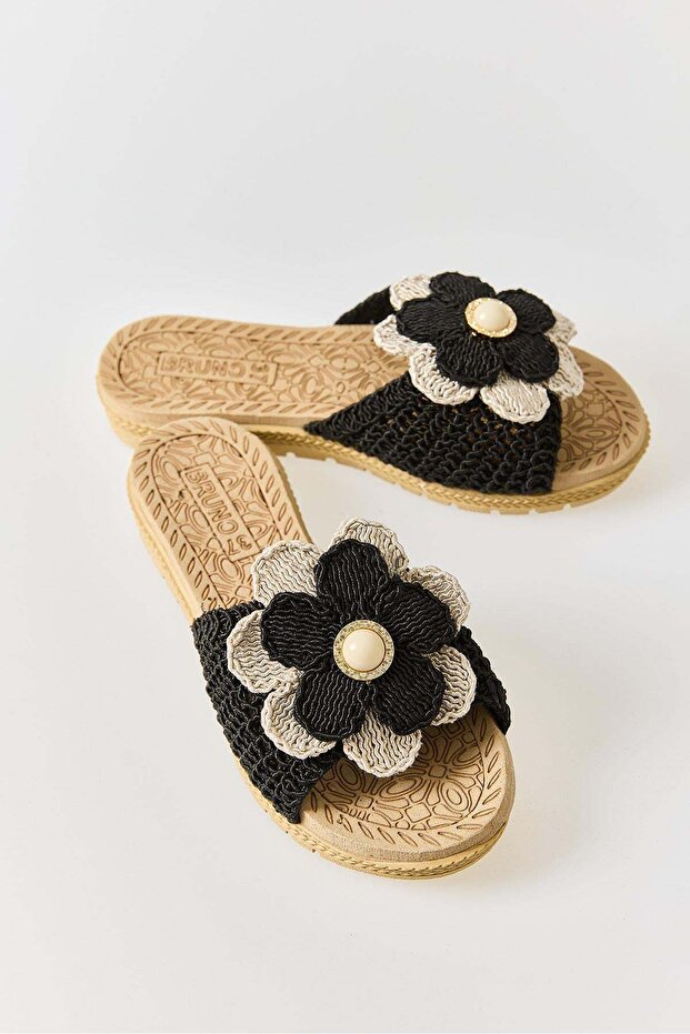 Women's black macrame knit detailed closed front slippers