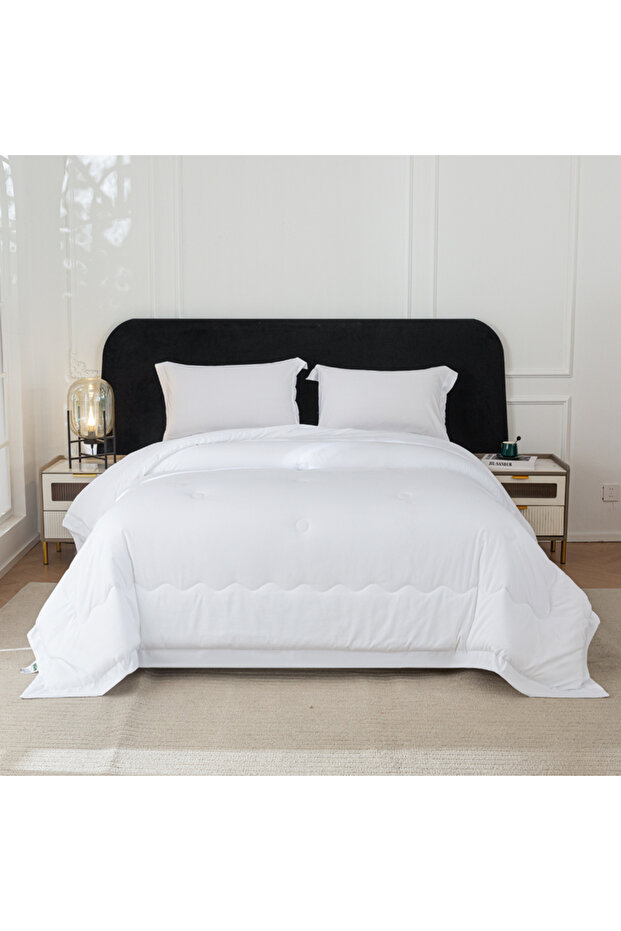 Cloud Cotton Summer Comforter 4-Piece Set (Solid Color) - 1