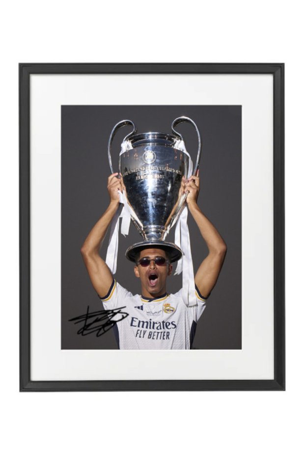 Jude Bellingham Real Madrid Champion of UCL 2024, Soccer Gift , Autographed Poster with Frame 50x40cm