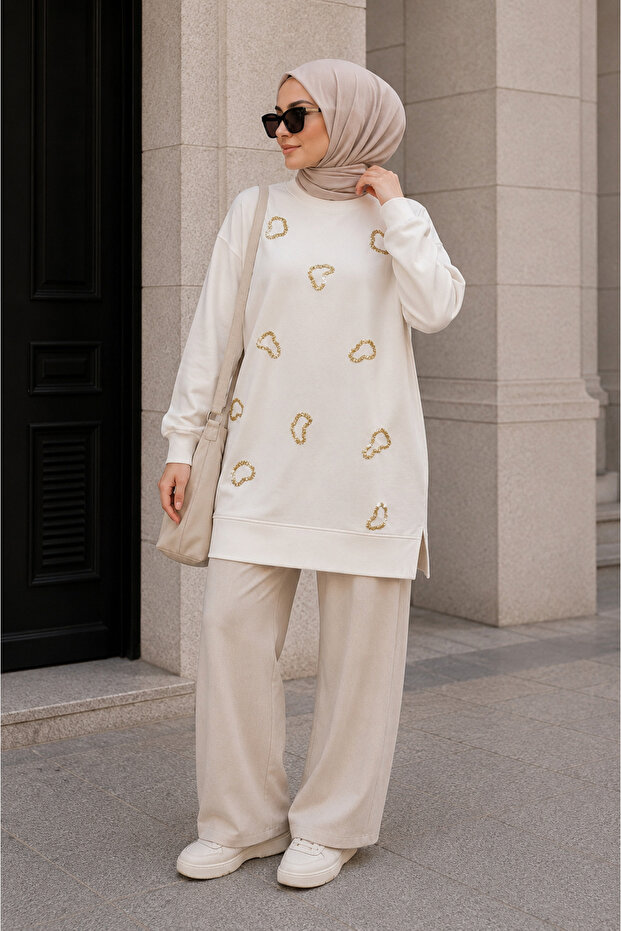 Women's Sequin Embroidered Heart Detailed Tunic