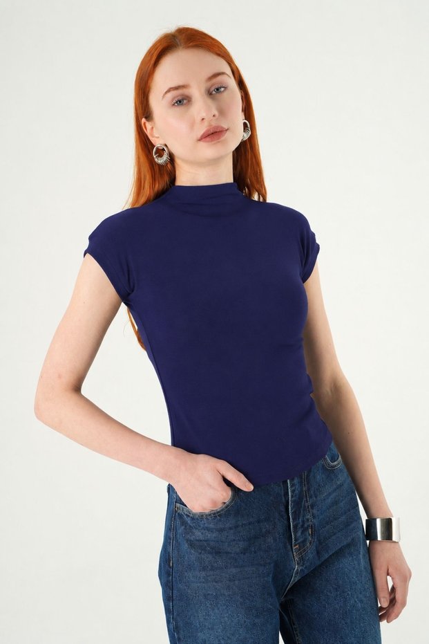 Laci Dik Yaka Short Sleeve Badi 8174A
