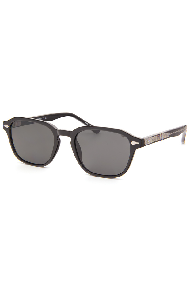 FR6507-C01 51 نظارات شمسية للجنسين