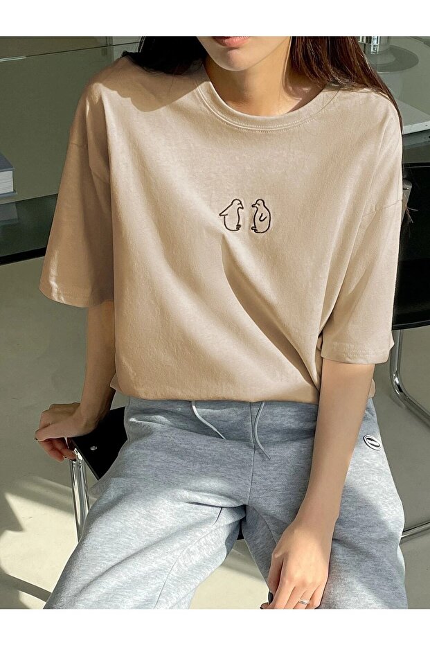 Women / Girls Tiny 2 Penguin Printed Oversize T-Shirt Casual Boyfirend
