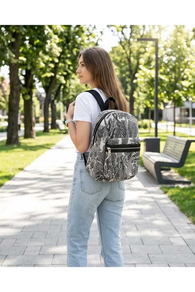 حقيبة ظهر نسائية بنقشة المانجو
