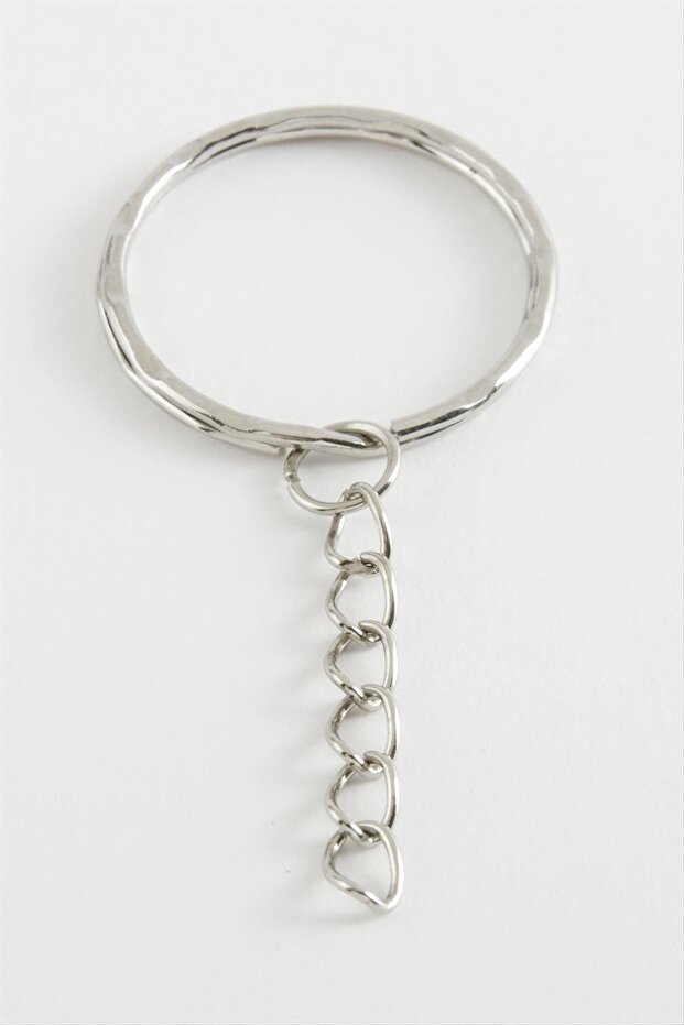 Twisted Keychain Apparatus