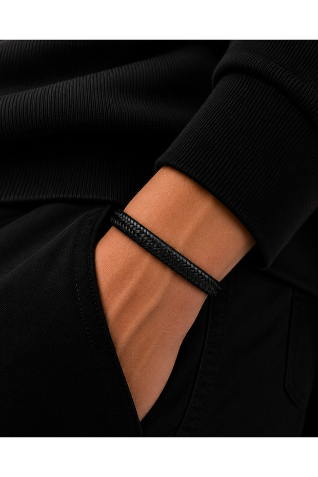 Voq+ Premium Leather Bracelet D0015