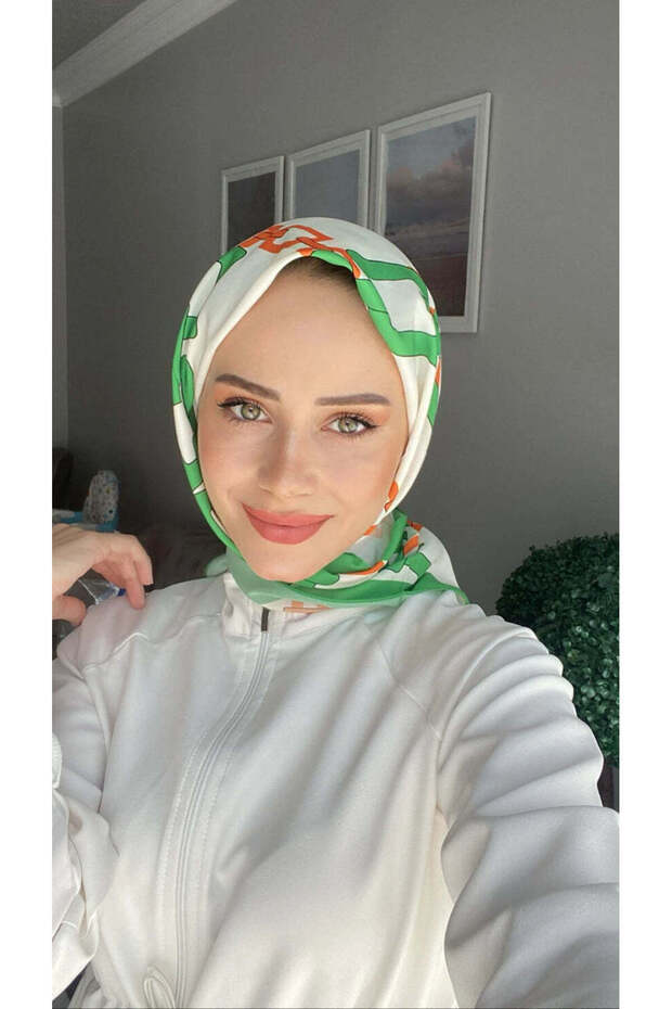 وشاح مربع بنمط سلسلة - أخضر