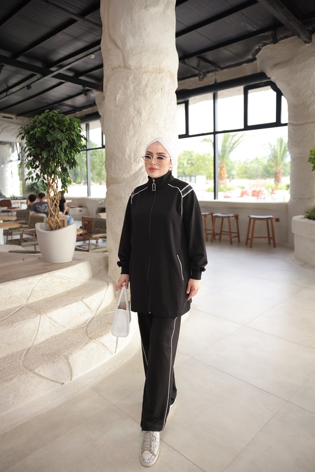 Women's Modest Tracksuit Set Zip Neck