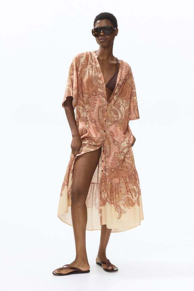 Short-sleeved tie-belt dress