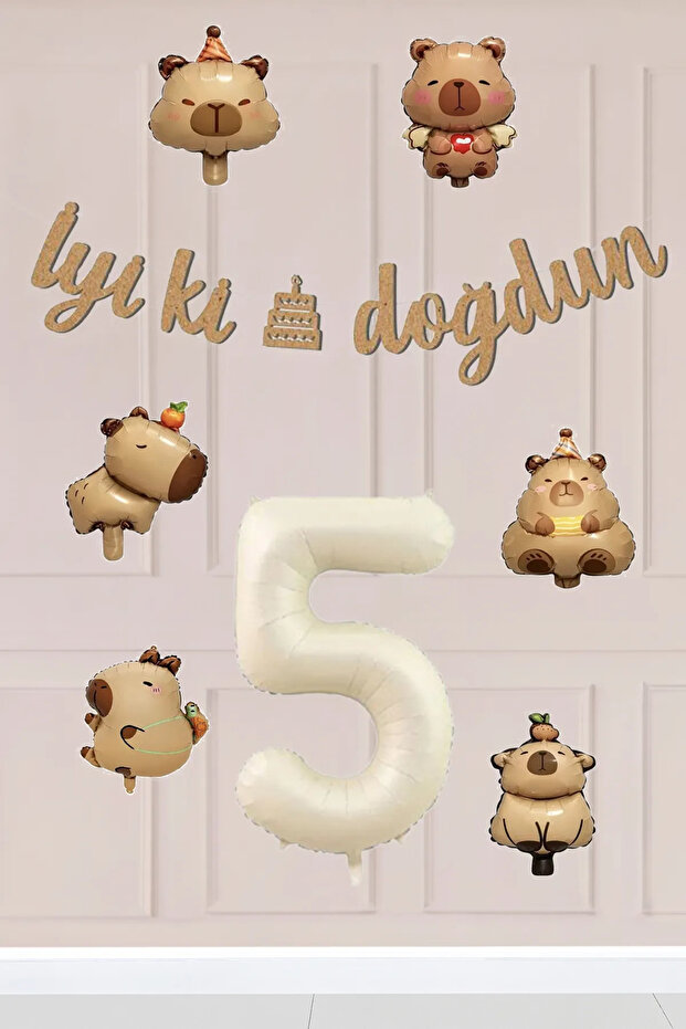 5 Year Old Capybara Themed Birthday Balloon Chain Set