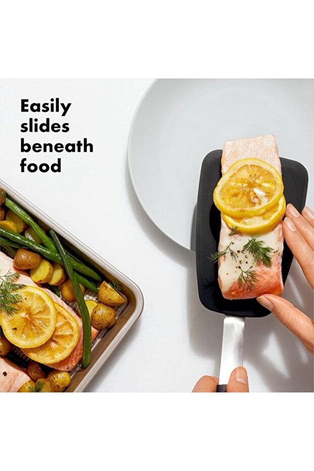 Non-stick silicone spatula with non-slip handle, suitable for frying eggs and burgers, black.