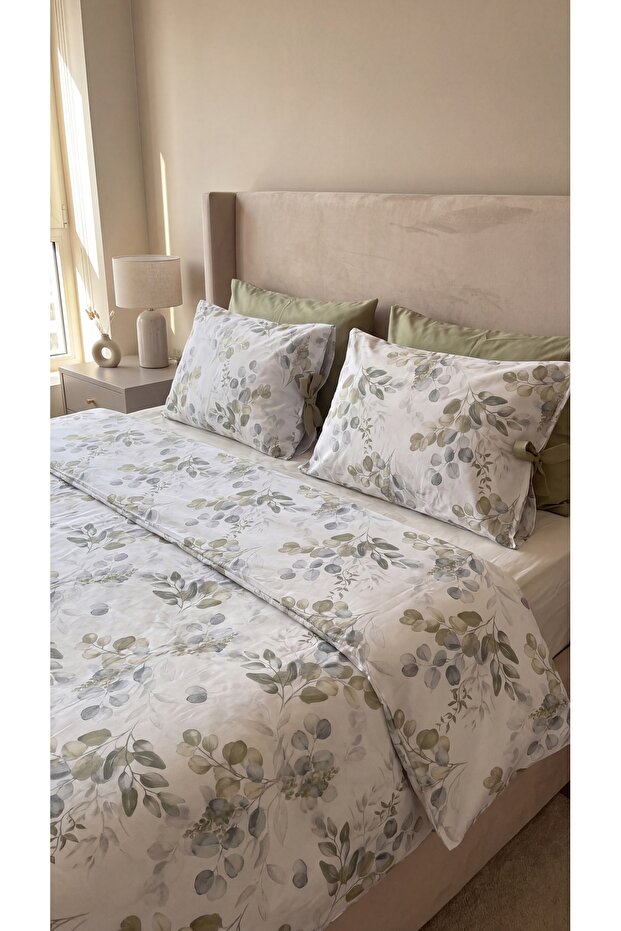 100% Cotton Double Eucalyptus Patterned Duvet Cover Set 220X200 cm – 2 Patterned + 2 Plain White Pillowcases with Laces