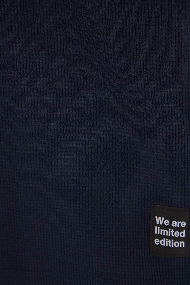 Lacivert Oversize/Geniş Kesim Bisiklet Yaka Basic Büyük Beden T-Shirt TMNSS25BF00000 - 5