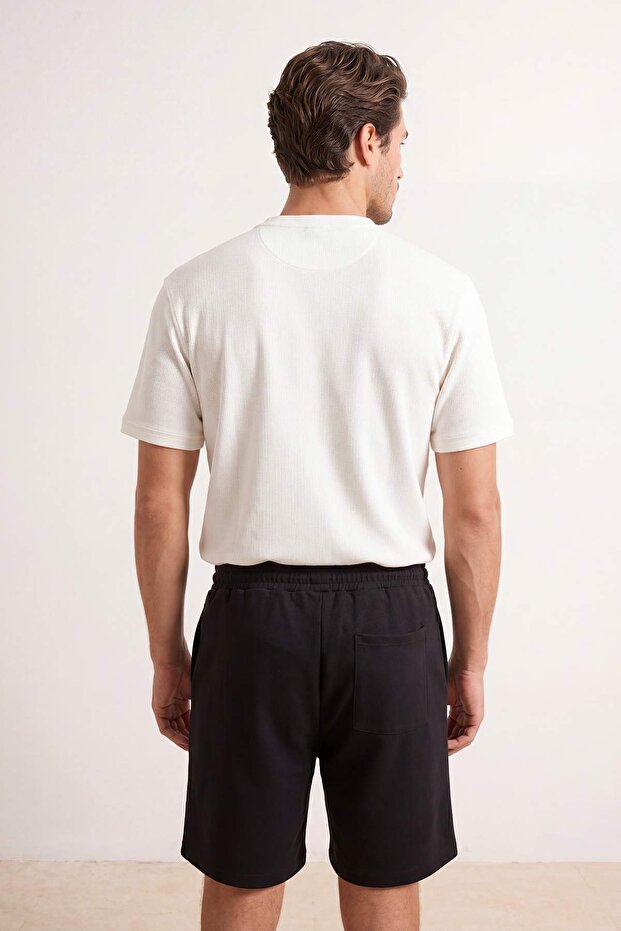 Siyah Regular/Normal Kesim Kalın Basic Şort & Bermuda TMNSS26SR00001 - 3