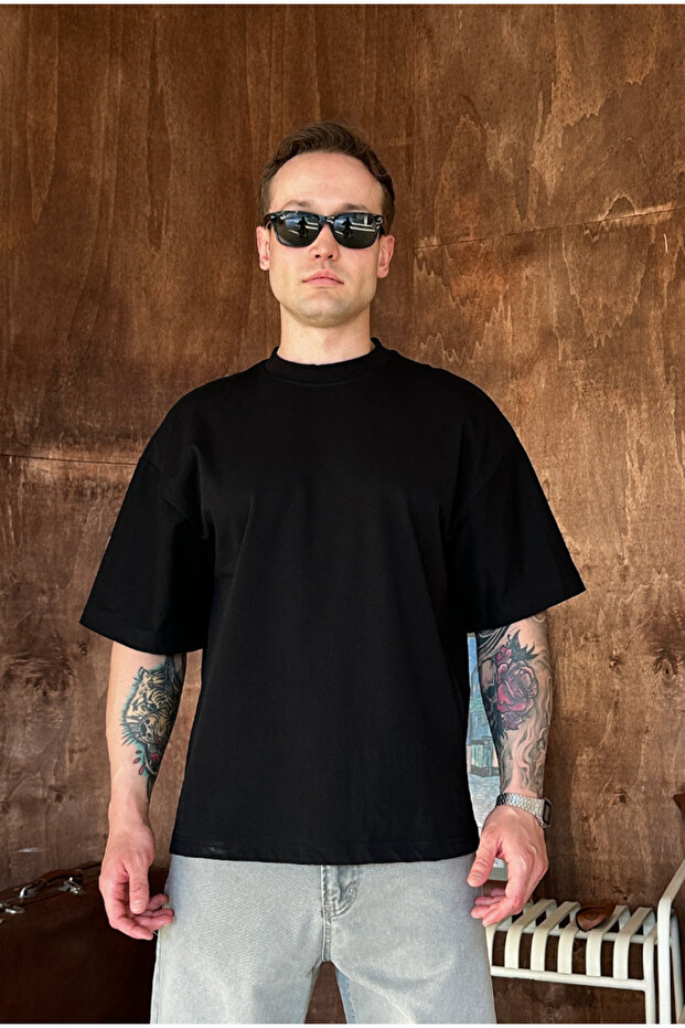 Oversized Basic Premium T-Shirt - 3