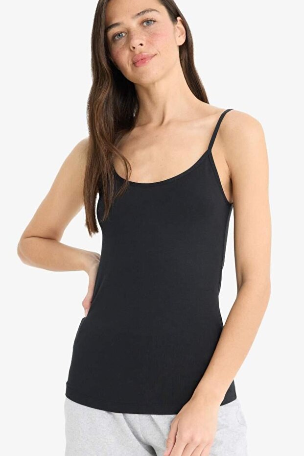 قميص داخلي قطني بقصة عادية M6858AZ24SP