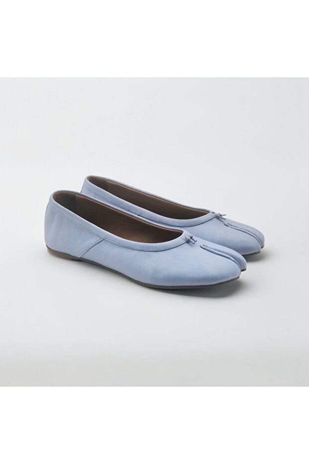 Women's Genuine Leather Flip-Flops