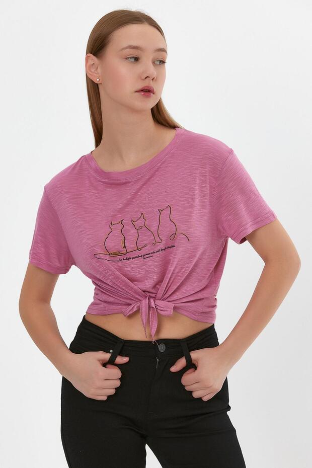 Printed Lace-Up T-Shirt (B22-24300)
