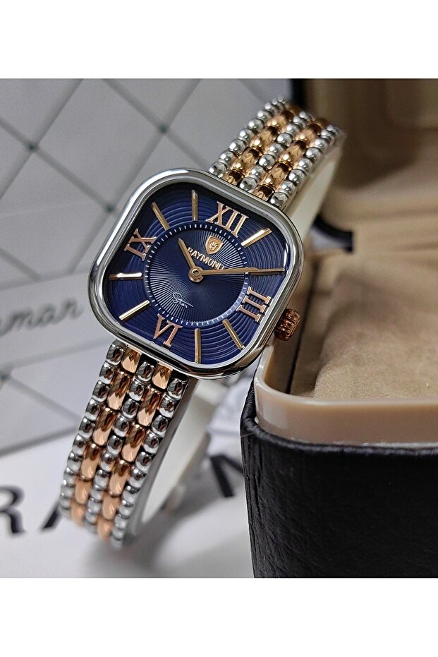 Navy Blue Detail Women's Wristwatch