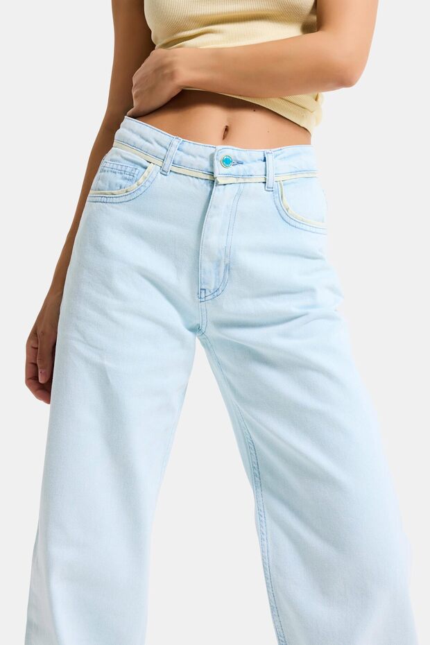 Women's Baby Blue 3S6-103 Loose Fit Special Wash Design Denim Jean