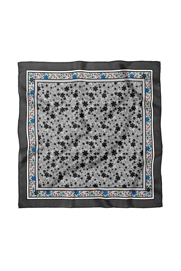 وشاح / باندانا منقوشة بالزهور مقاس 50×50 سم