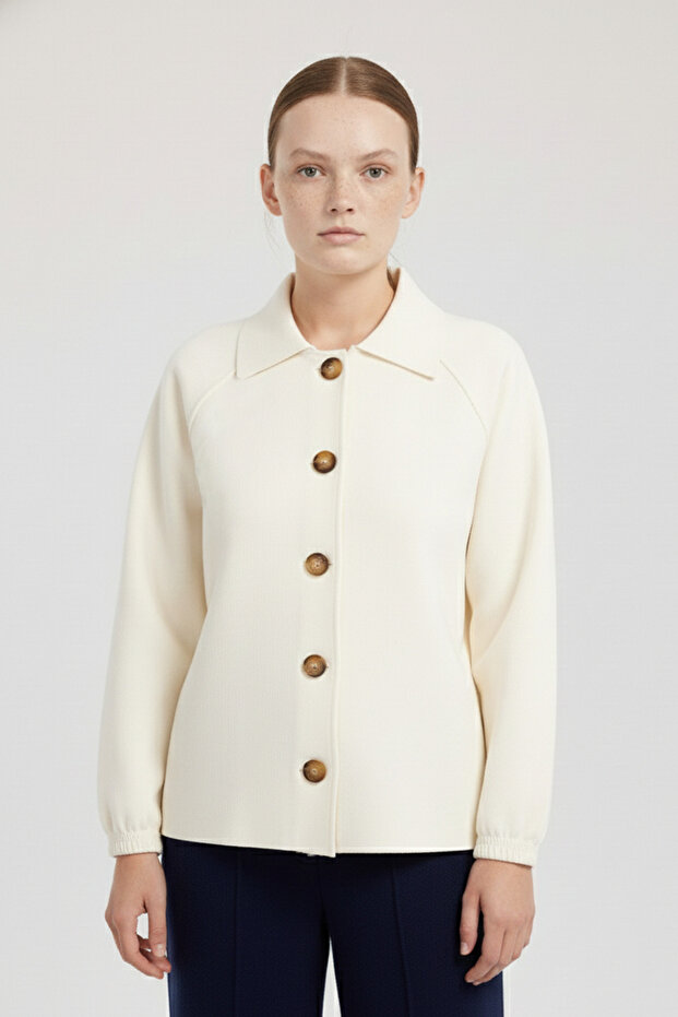 Light Beige Shirt Collar Buttoned Women's Jacket