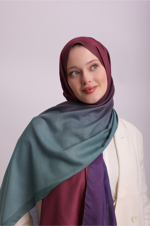 Color-Shift Gradient Patterned Double-Sided Shawl - Purple Turquoise